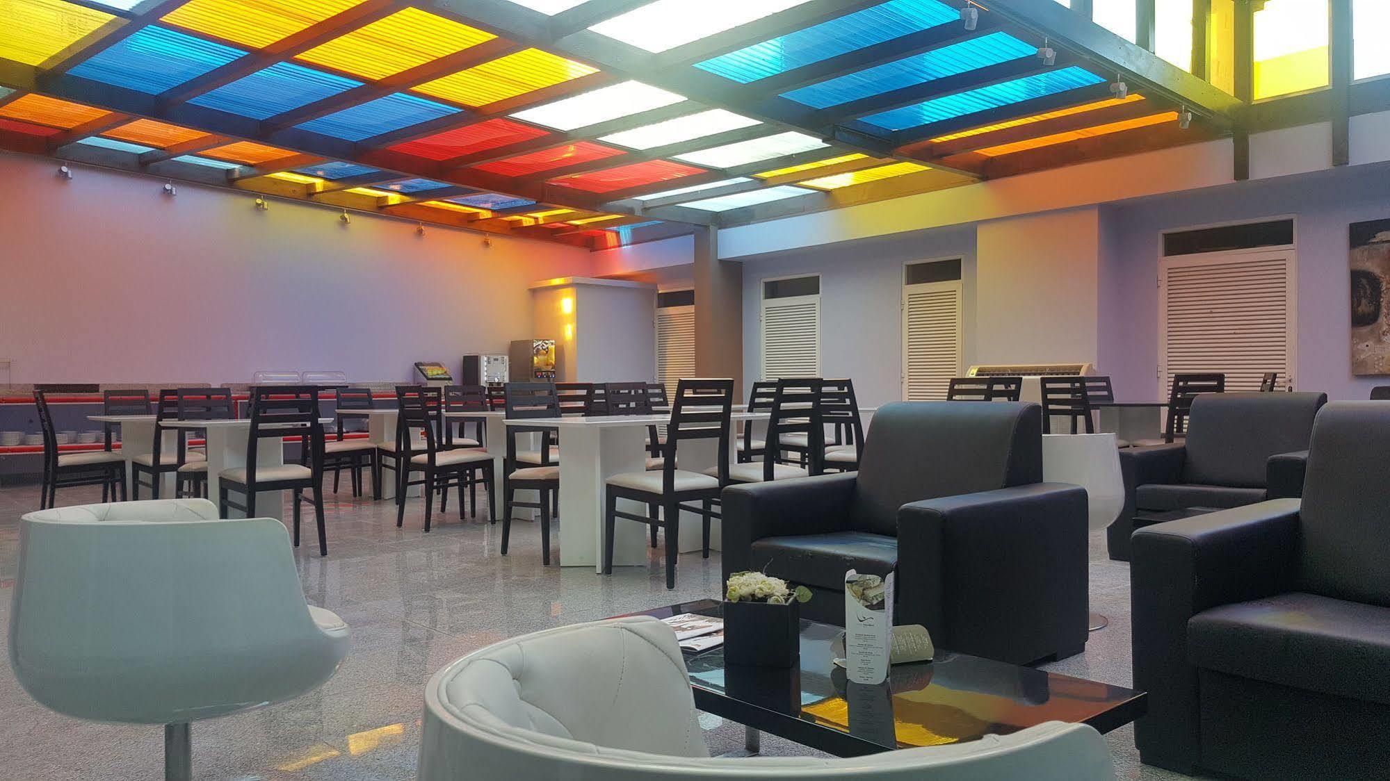 Hotel Amadeos - Matosinhos - Porto Eksteriør bilde